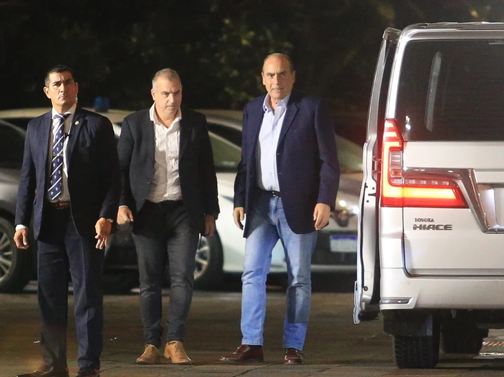Funcionarios del Gabinete nacional participaron de la primera reunión del comité de crisis junto a Javier Milei