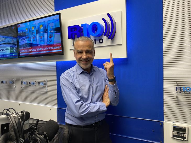El Dr. Guillermo Capuya tiene su programa en Radio 10