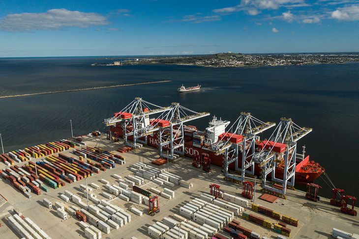 El fin de las licencias de importación en Argentina puede beneficiar a los exportadores uruguayos.