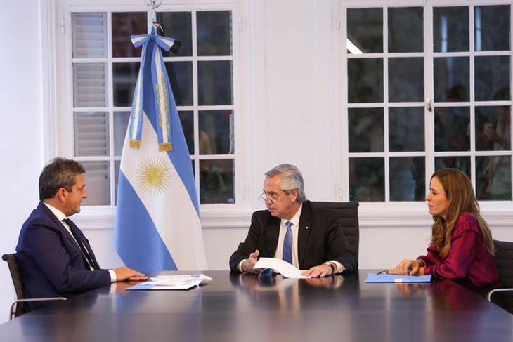 El Gobierno dispuso un aumento del 35% para la tarjeta Alimentar